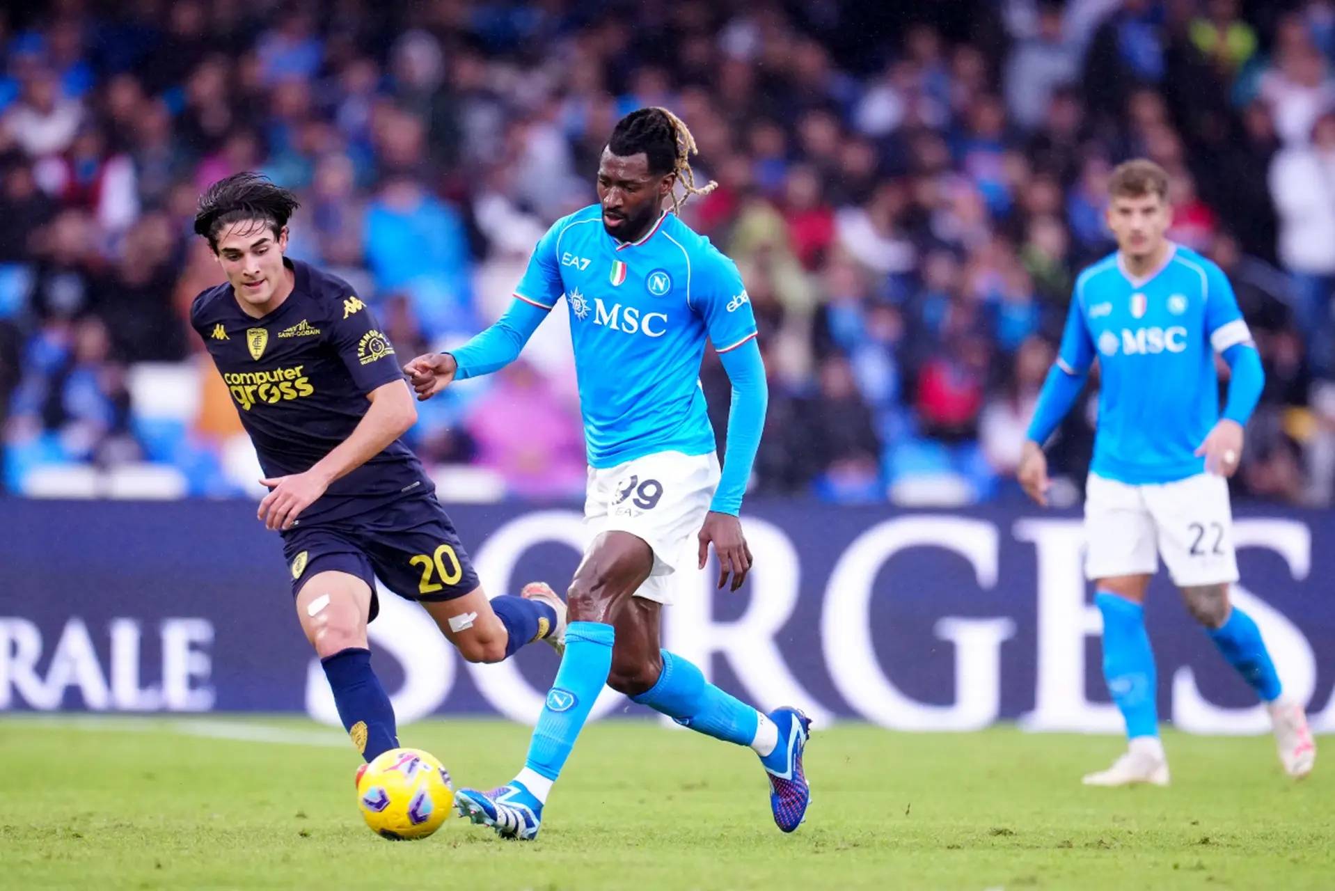 关于梅因茨主场胜负不分,经过激烈对抗取得平局的信息 关于梅因茨主场胜负不分,经过激烈对抗取得平局的信息