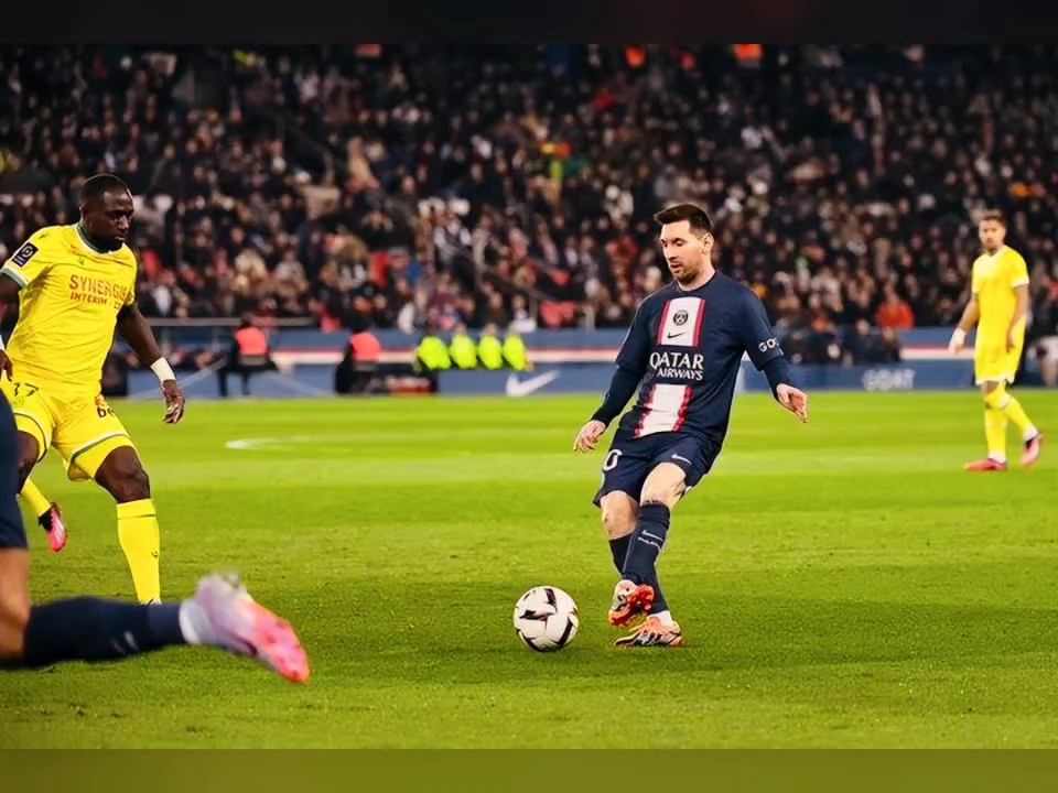 巴黎圣日耳曼主场大胜南特，豪取联赛积分榜首的简单介绍