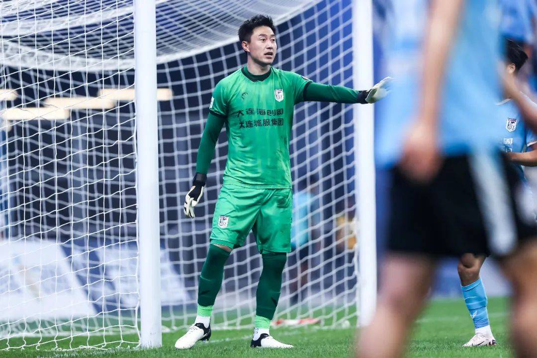 开云官网-包含大连一方表现出色，豪取三分领跑的词条