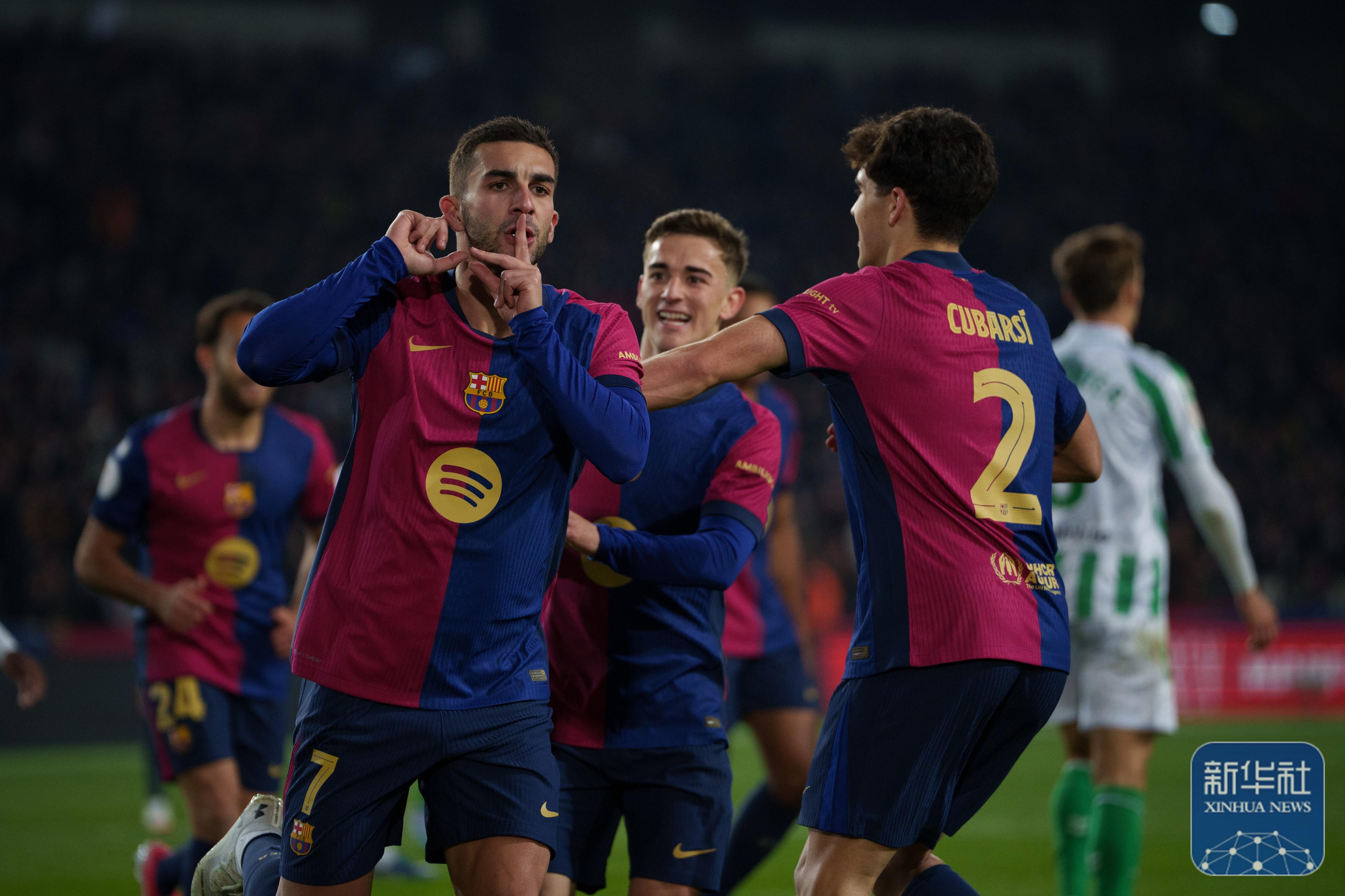 巴塞罗那签下新人,引来球迷热议 巴塞罗那签下新人,引来球迷热议