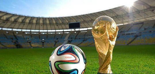 荷兰赢得了与愿意争夺欧冠的胜利 荷兰赢得了与愿意争夺欧冠的胜利