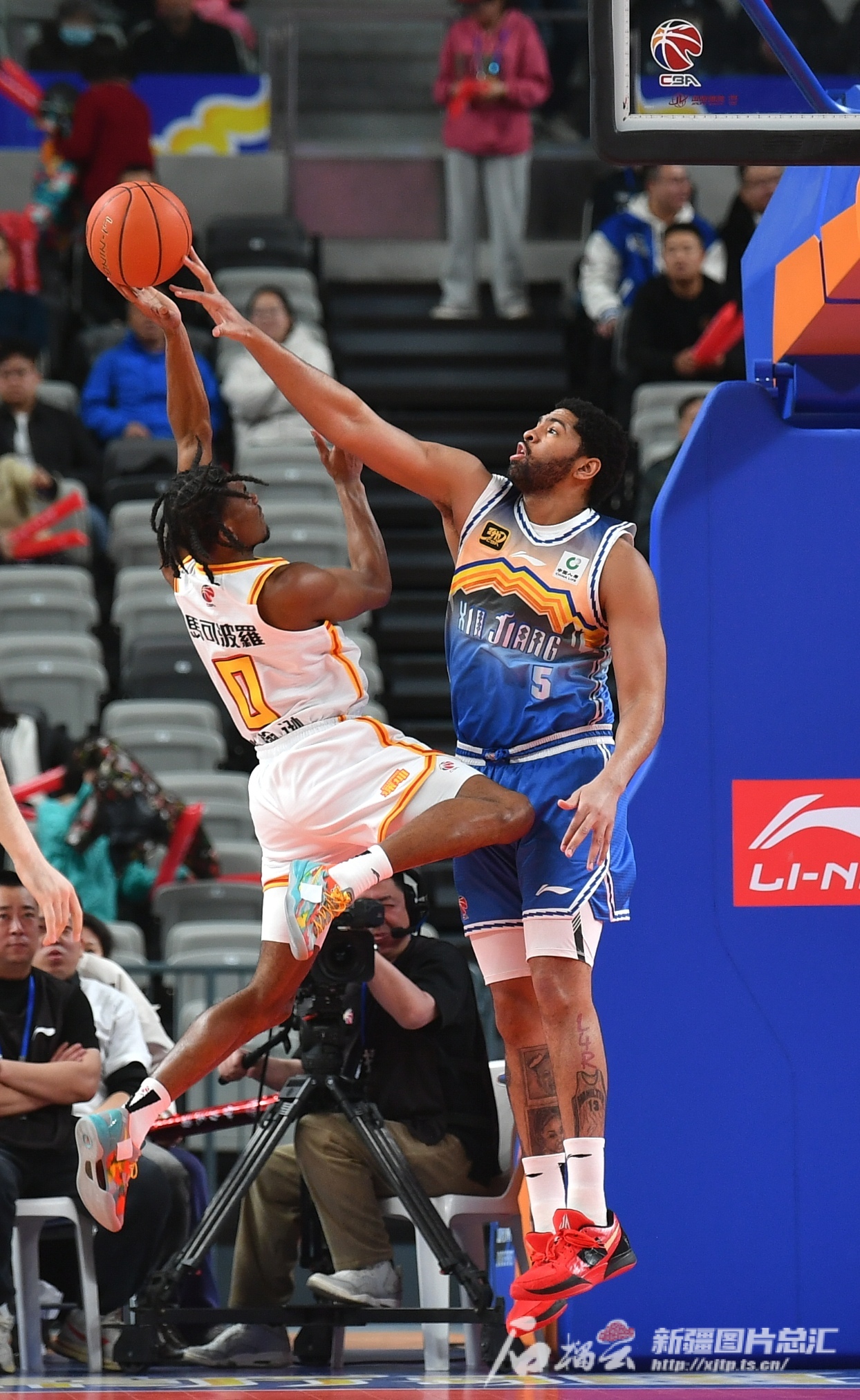 开云平台-新疆男篮战胜对手，获得胜利