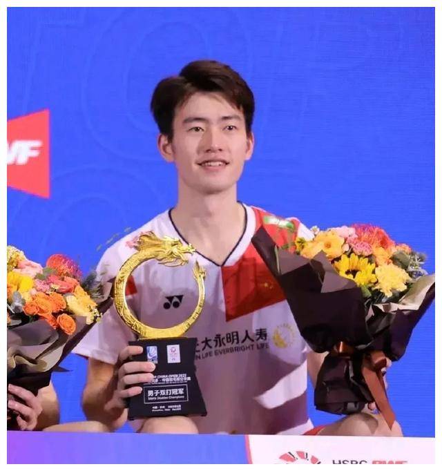 开云体育官网-拉美运动员飒爽登场，令人惊艳全场