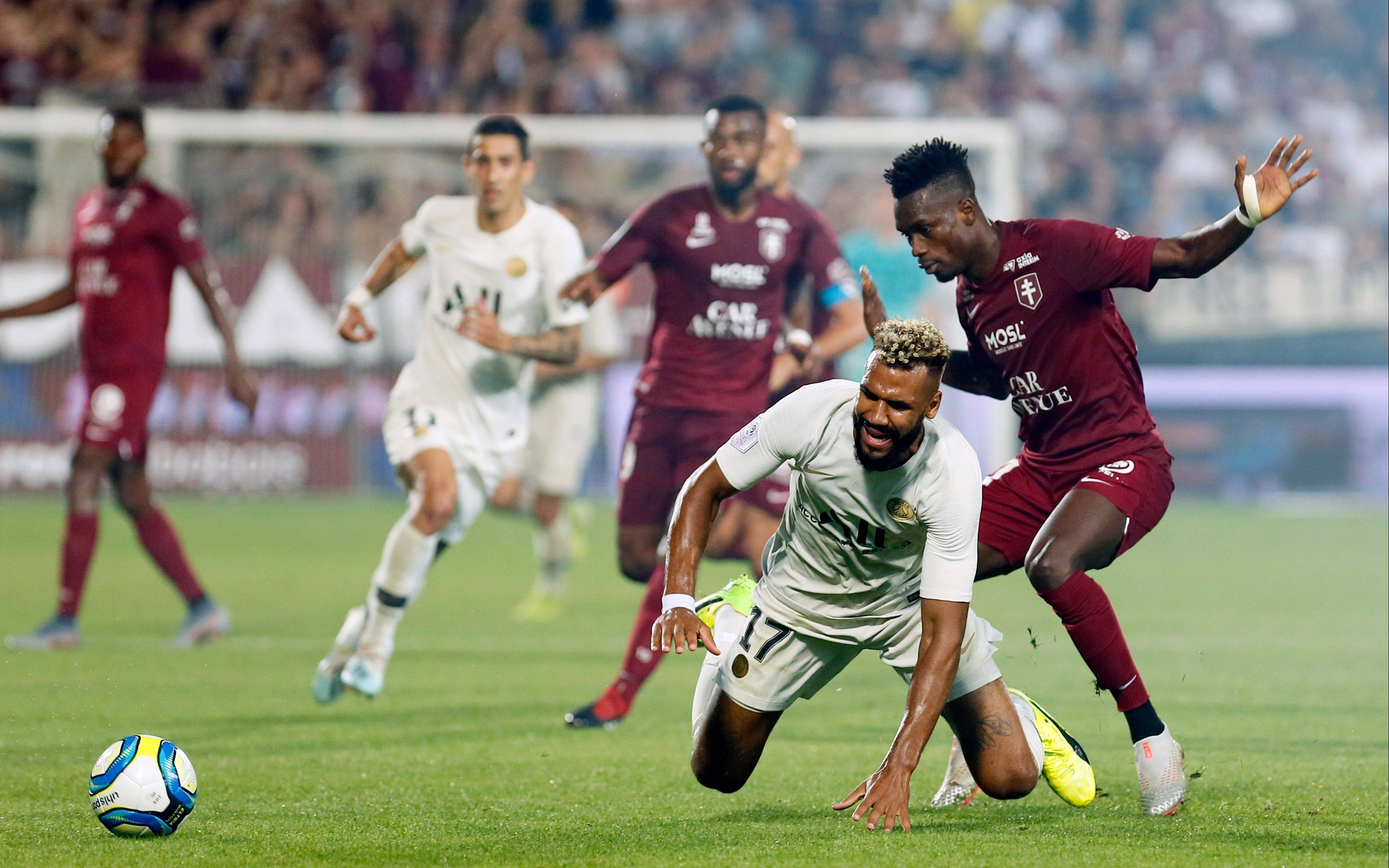 关于体育狂热!足球对决令人热血沸腾的信息 关于体育狂热!足球对决令人热血沸腾的信息