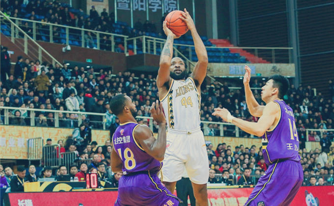 开云官网-广西男篮凭借团队努力，取得重要战胜
