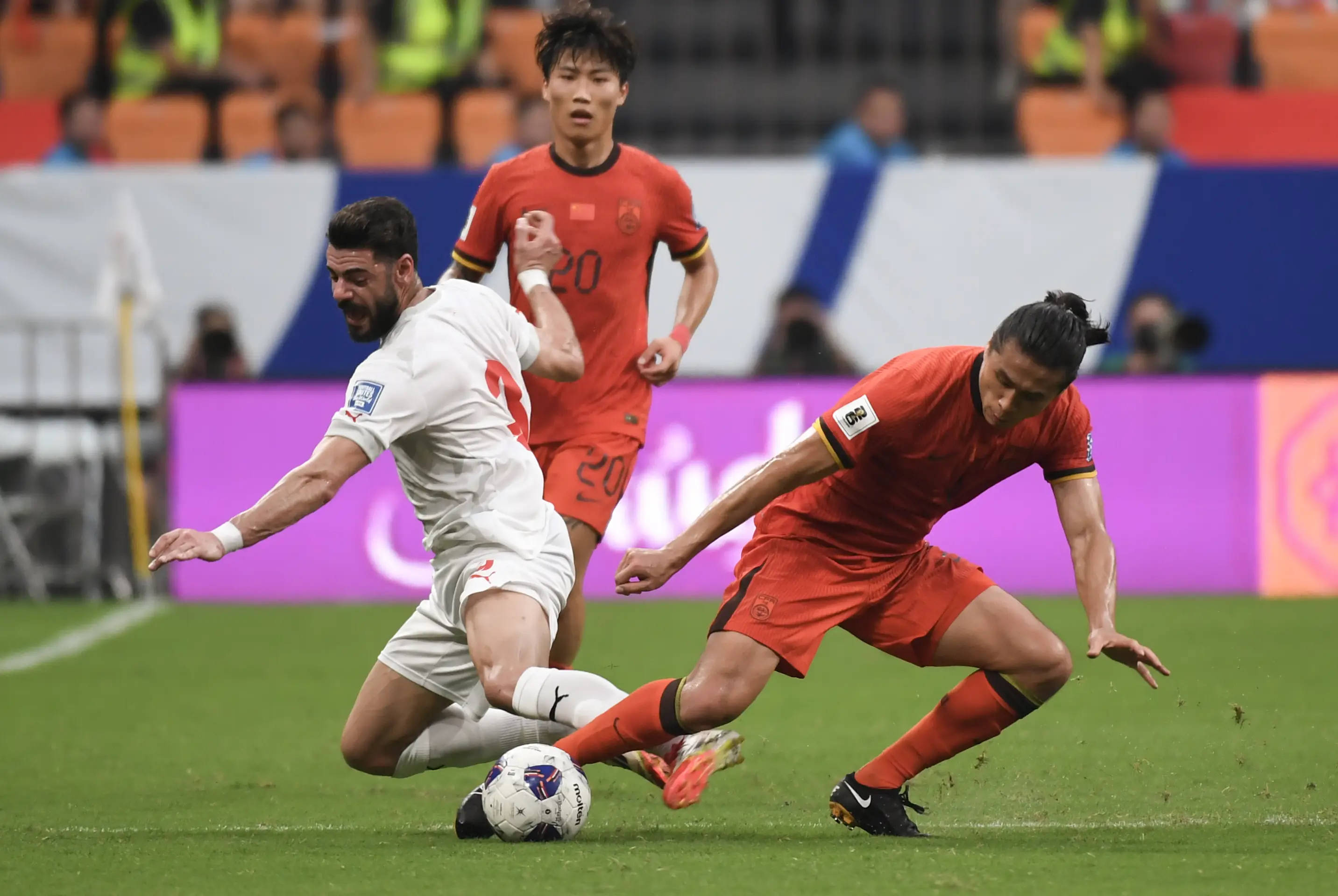 关于青训新星崛起！年轻球员为球队赢得胜利的信息