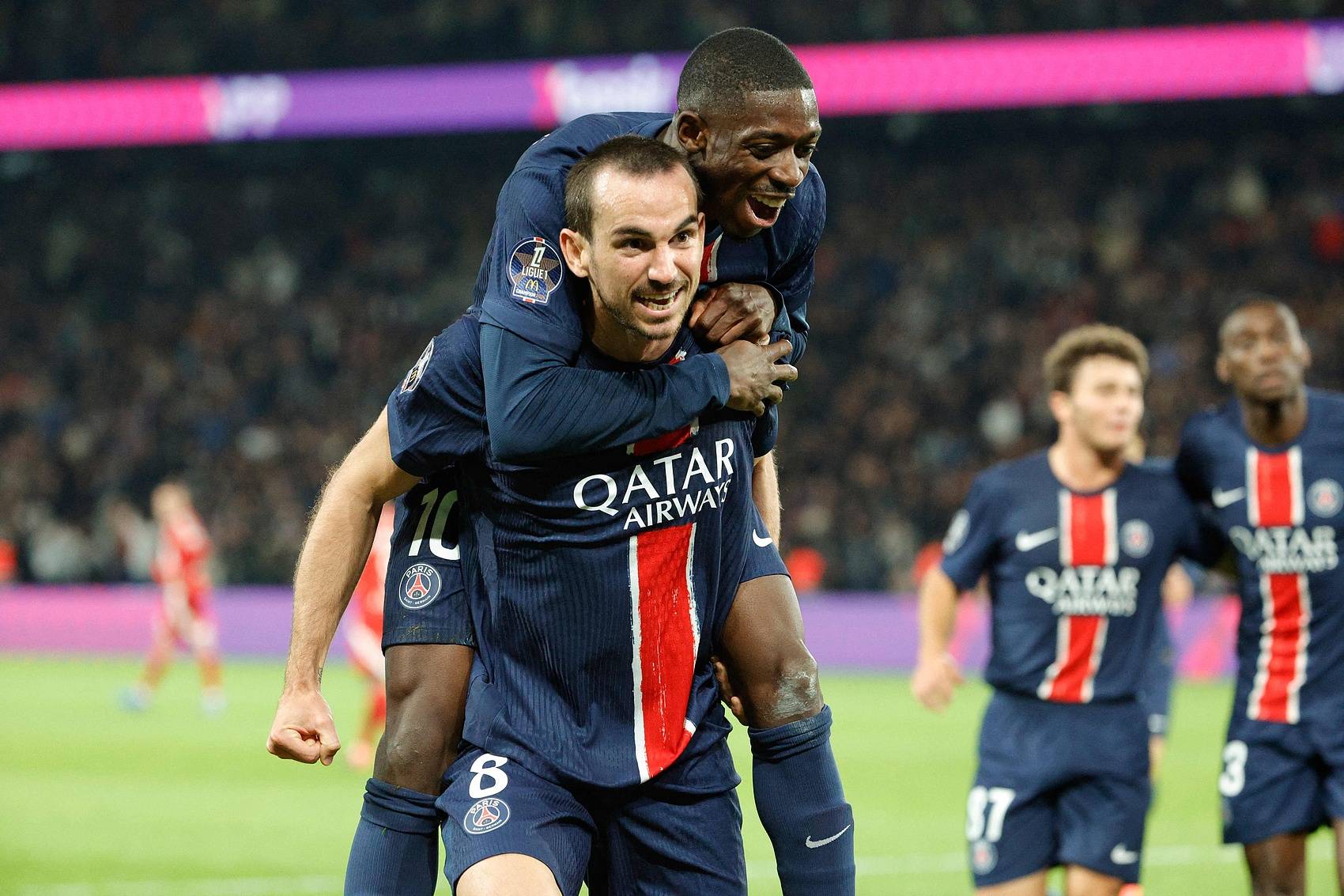 迪巴拉梅开二度，巴黎继续领先法甲