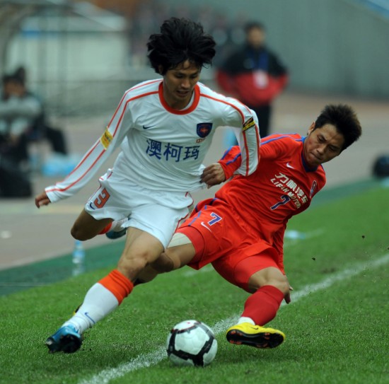 青岛中能客场战平对手，守住稳定分数