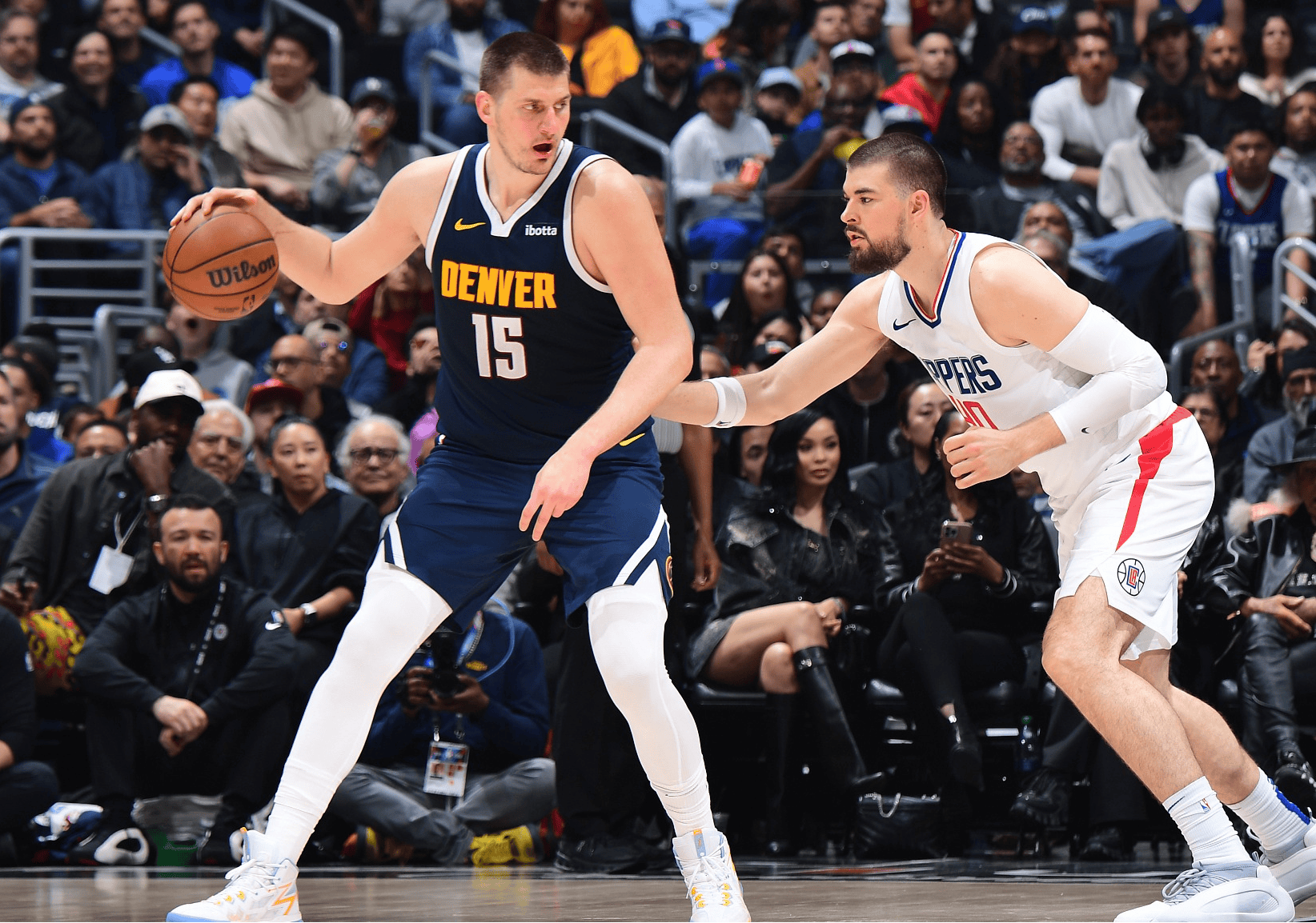 开拓者击败步行者，积累信心