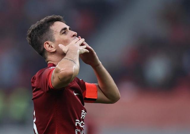 欧洲足球名将遭遇冷落，球队成绩下滑