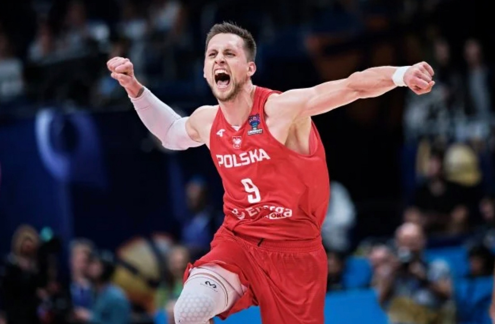 波兰惨败斯洛文尼亚,晋级的困境 波兰惨败斯洛文尼亚,晋级的困境