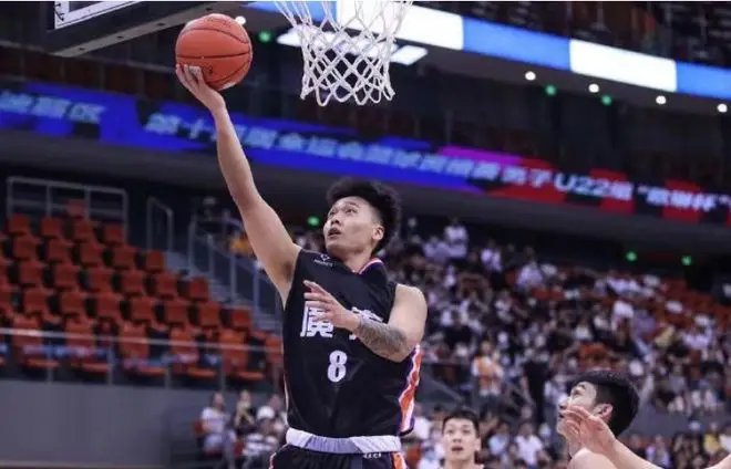 开云下载-传奇巨星现身篮球盛宴，全明星赛华丽开启的简单介绍