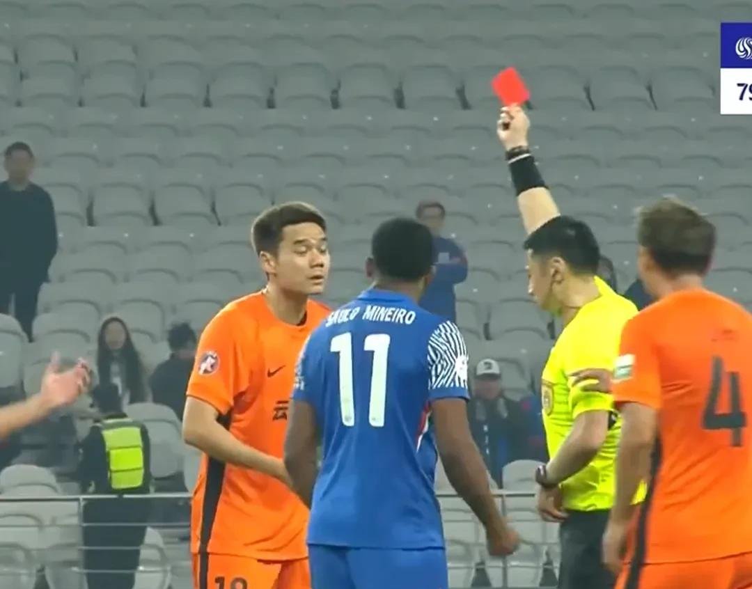 开云体育入口-科特迪瓦队大获胜利，晋级下一轮