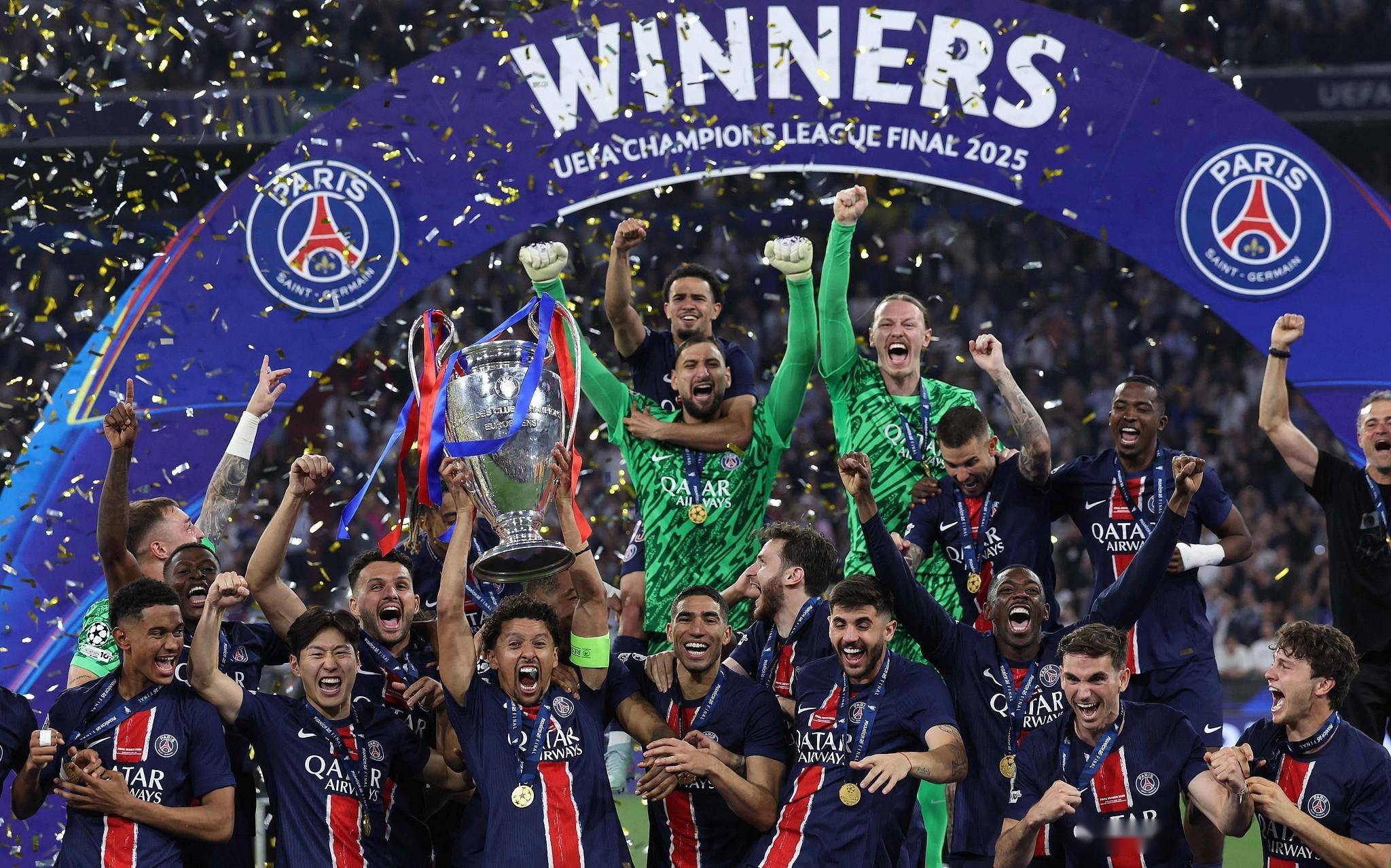 开云体育app-包含国际米兰球场气氛热烈球队士气高昂的词条