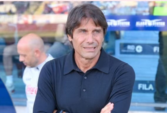 开云平台-那不勒斯中场伤愈归队，重返赛场