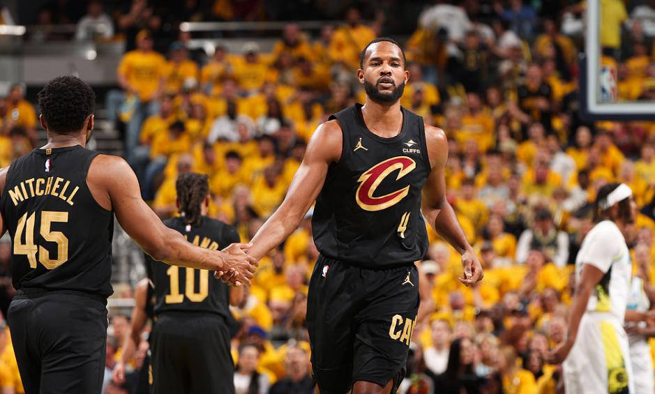 极限时刻迎来关键罚球,稳稳命中取胜的简单介绍 极限时刻迎来关键罚球,稳稳命中取胜的简单介绍