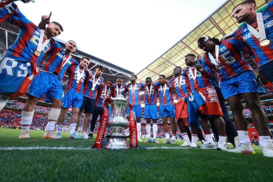 水晶宫防守严密斩获胜利，赢得球迷喝彩