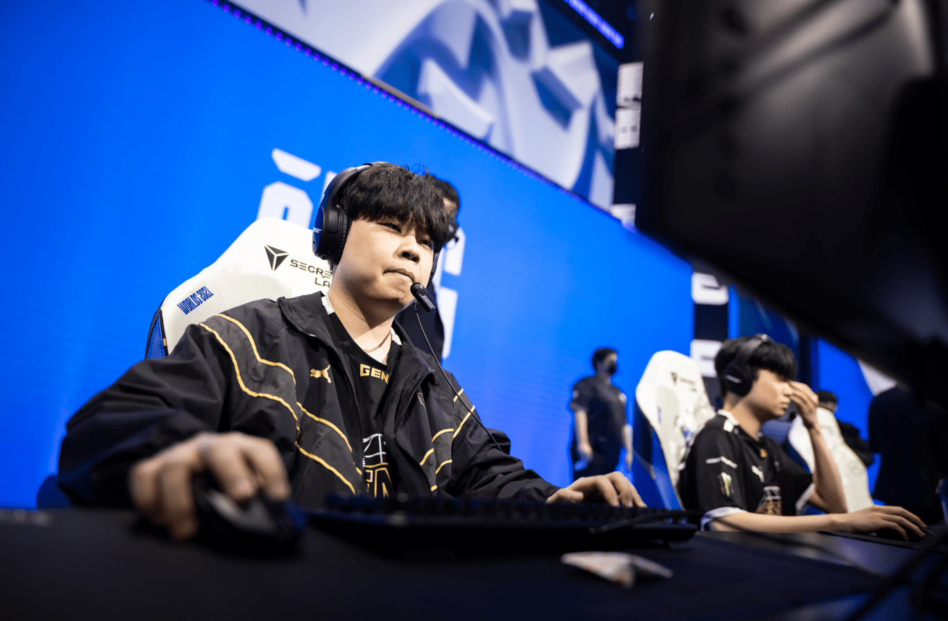 关于C9血洗FLY，Ruler极限生还后反打强强对话全球总决赛，技惊四座的信息