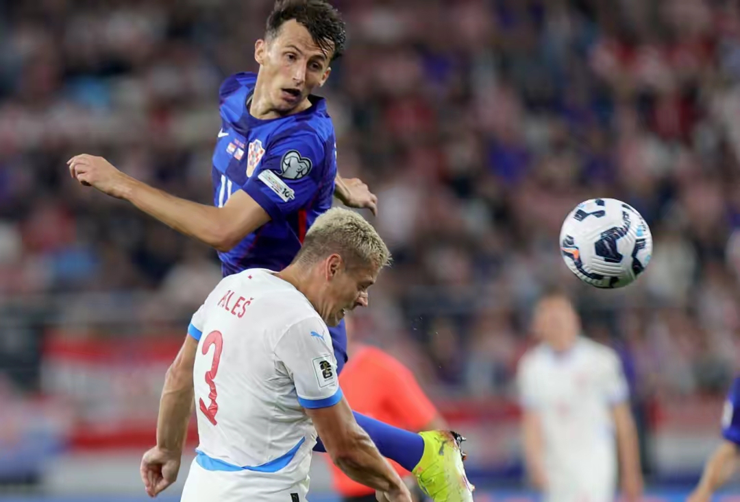 开云体育下载-苦战不休！欧洲赛事比分悬殊