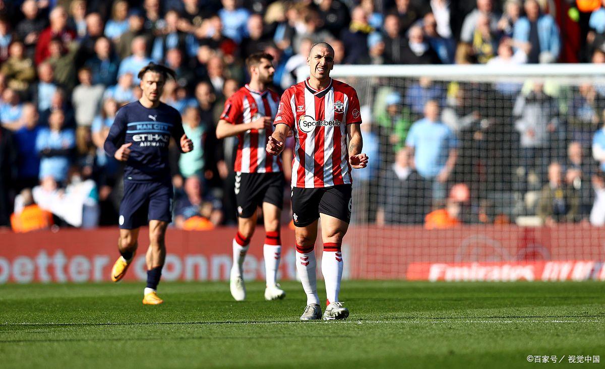 伯恩利主场大胜南安普敦,排名上升 伯恩利主场大胜南安普敦,排名上升