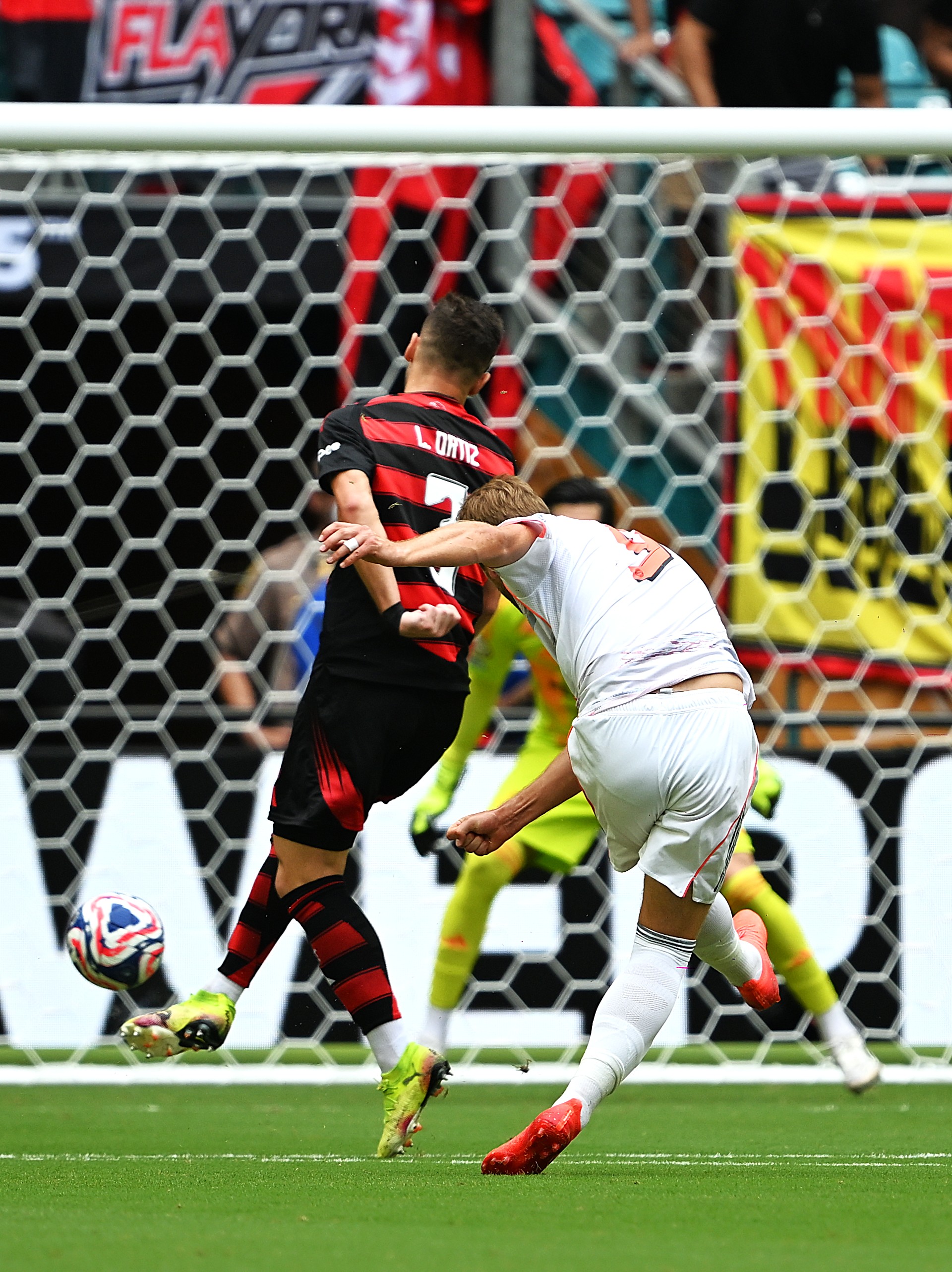 拜仁遭遇惨败,遗憾止步八强 拜仁遭遇惨败,遗憾止步八强