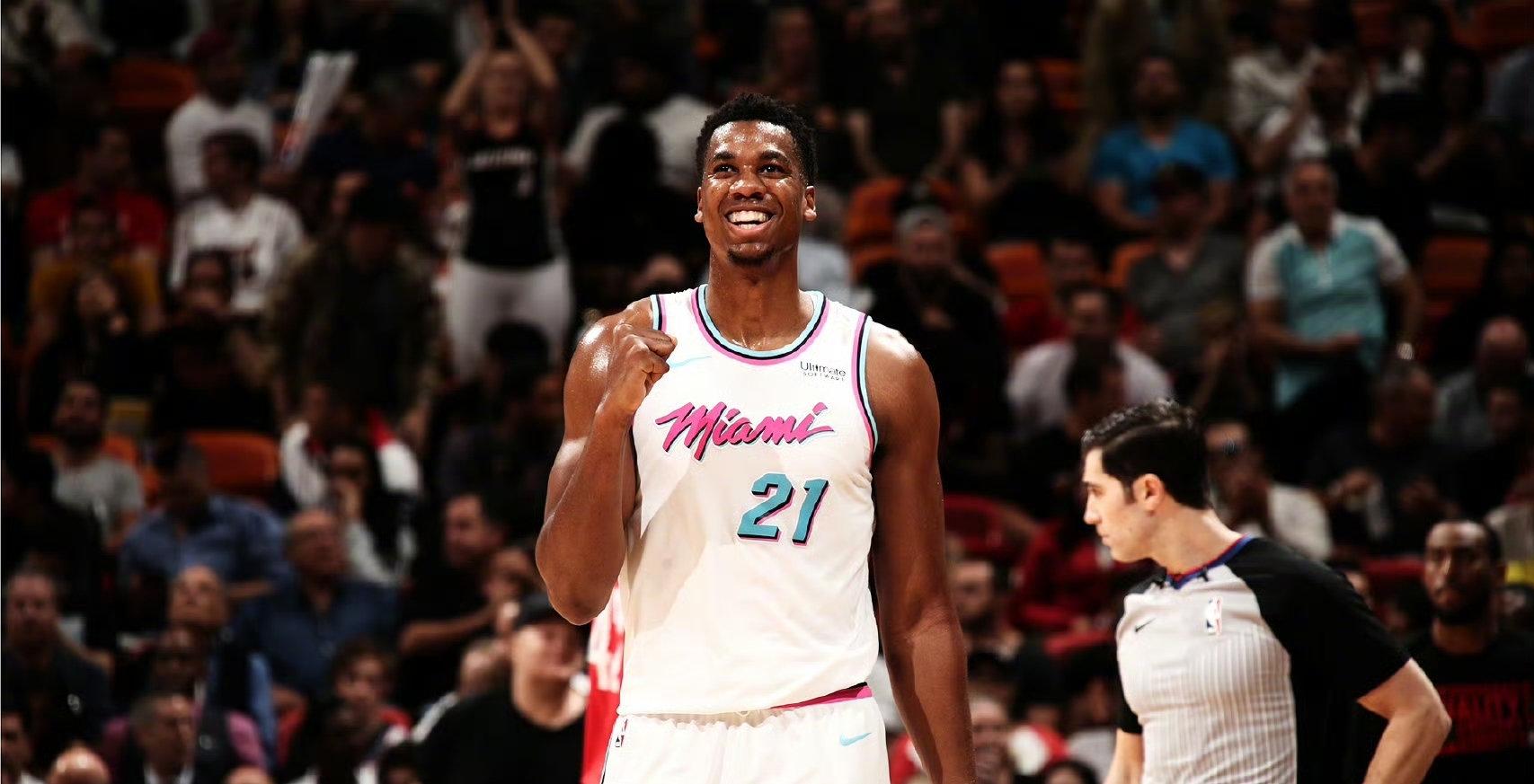 开云体育官网-NBA球队高薪签下顶级外援备战季后赛的简单介绍